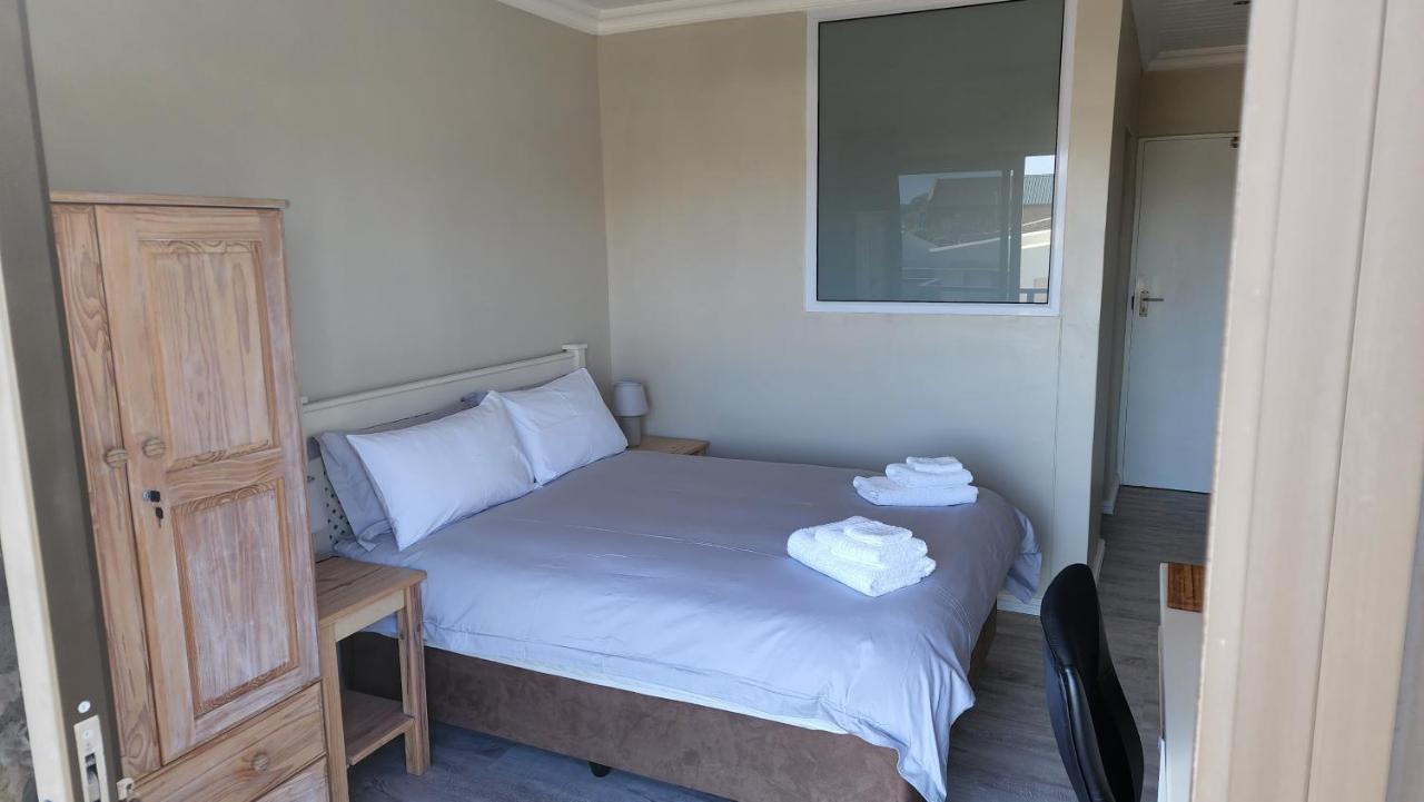 Stonehouse On Main Hotel Struisbaai Kültér fotó