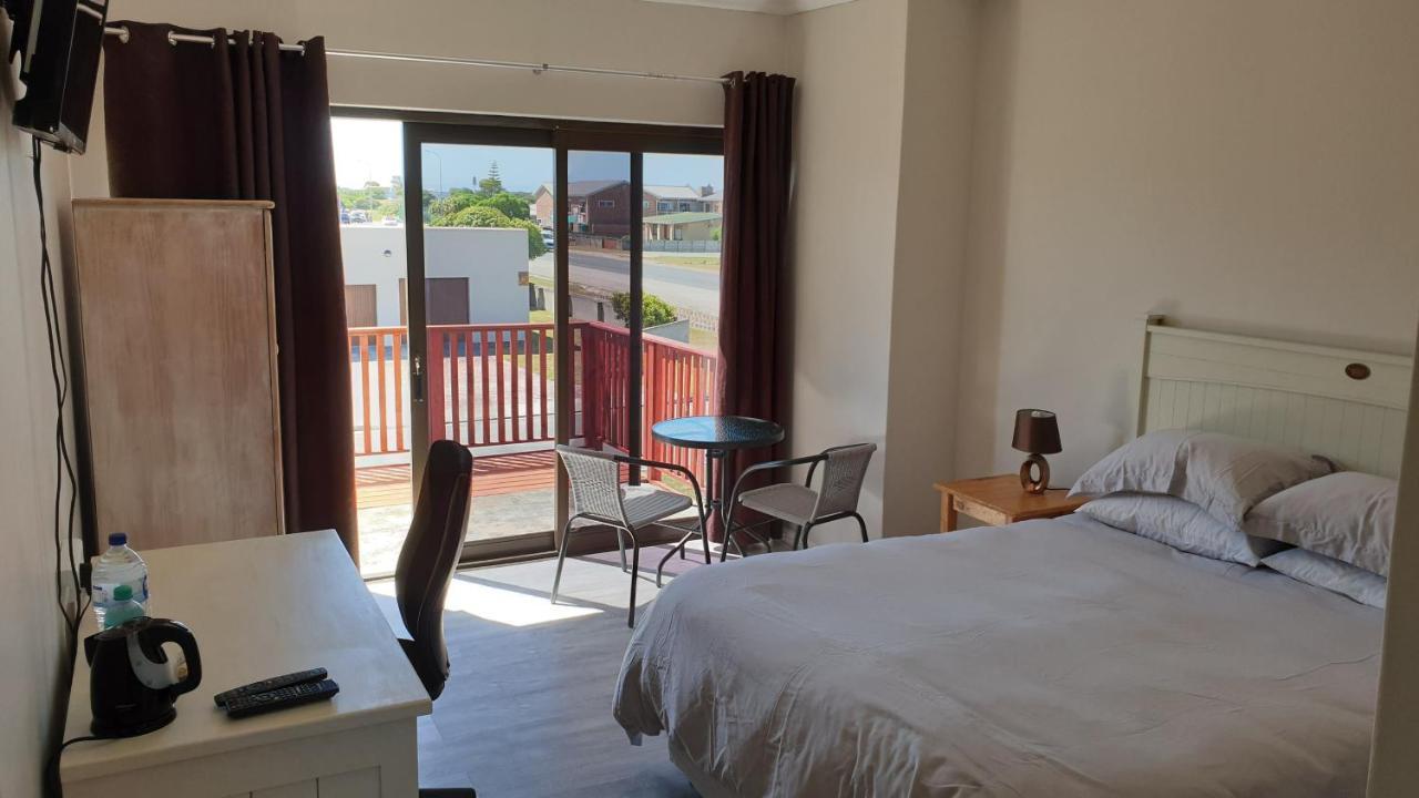 Stonehouse On Main Hotel Struisbaai Szoba fotó